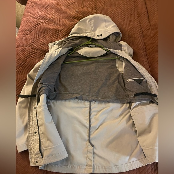 UNDER ARMOUR STORM HOODED JACKET SIZE SMALL IN GREY - Picture 3 of 4